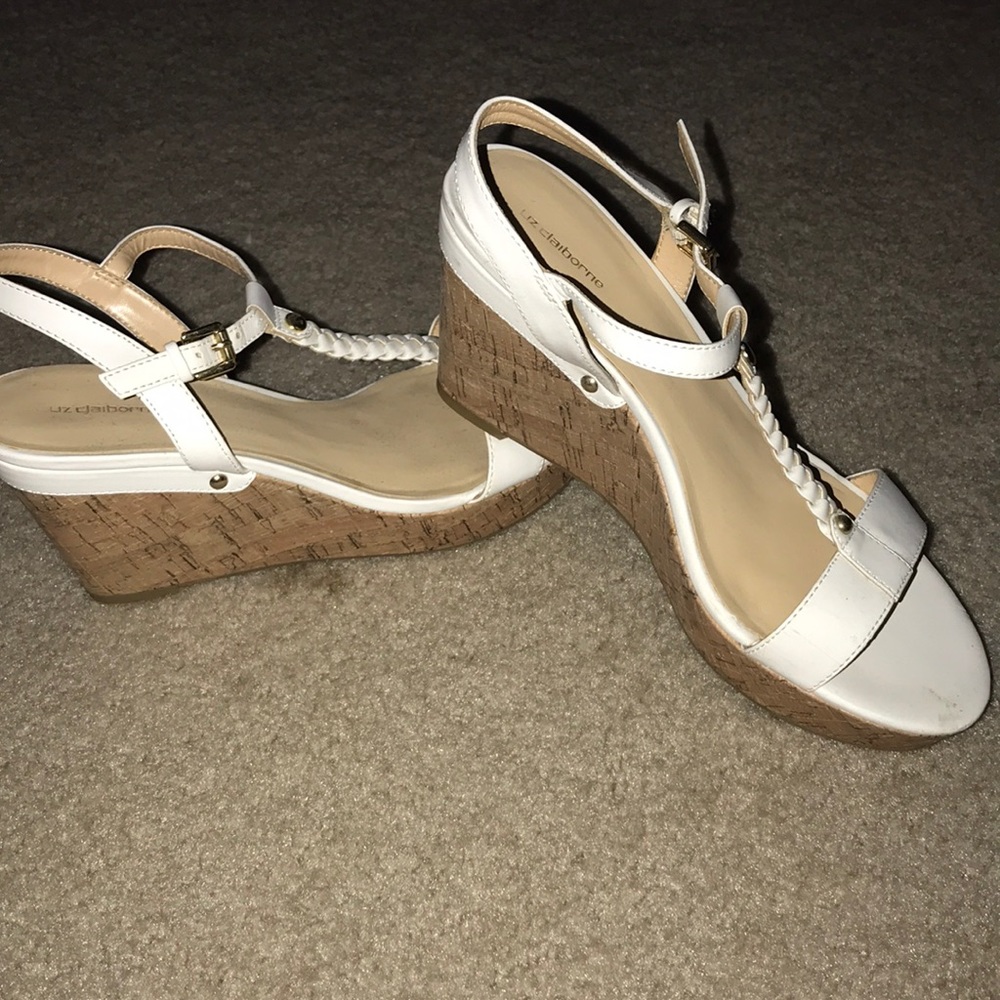 Wedge heels